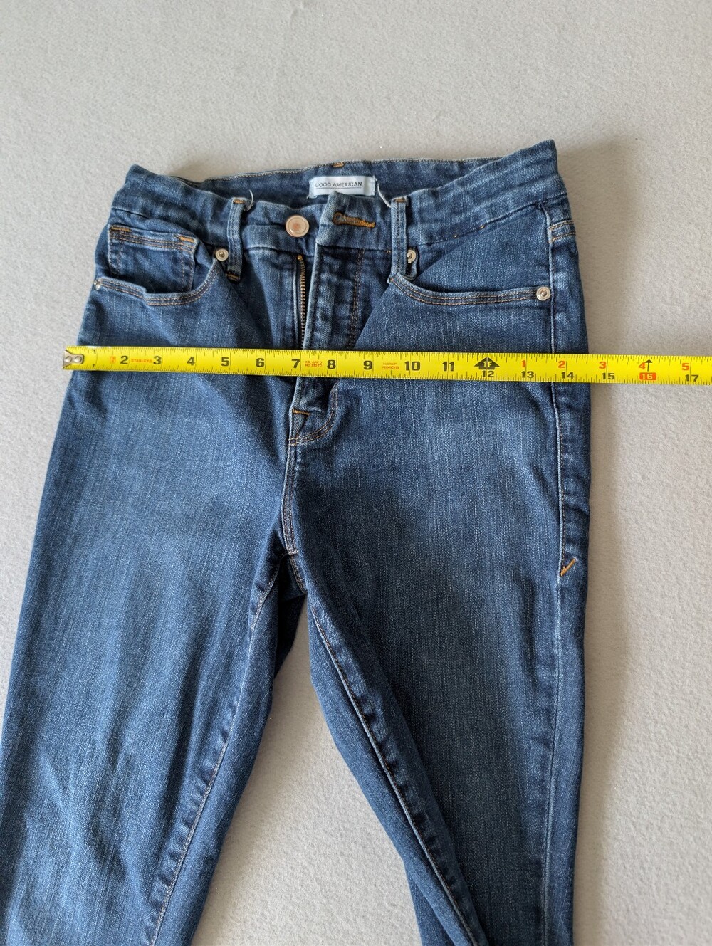 Good American Good Legs Extra Stretch Mid Rise Dark Wash Skinny Jeans 6/28 image 4